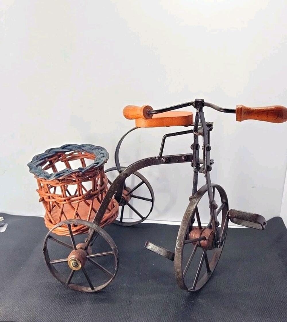 Metal Bicycle Figurine w/ Wicker Basket Black Brown Free Standing Decor